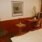 Garni Cafe Raepple バート・ペーターシュタル・グリースバッハ