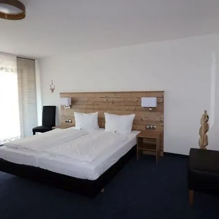 Garni Cafe Raepple 3*