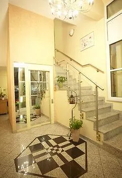 Garni Café Räpple 3*